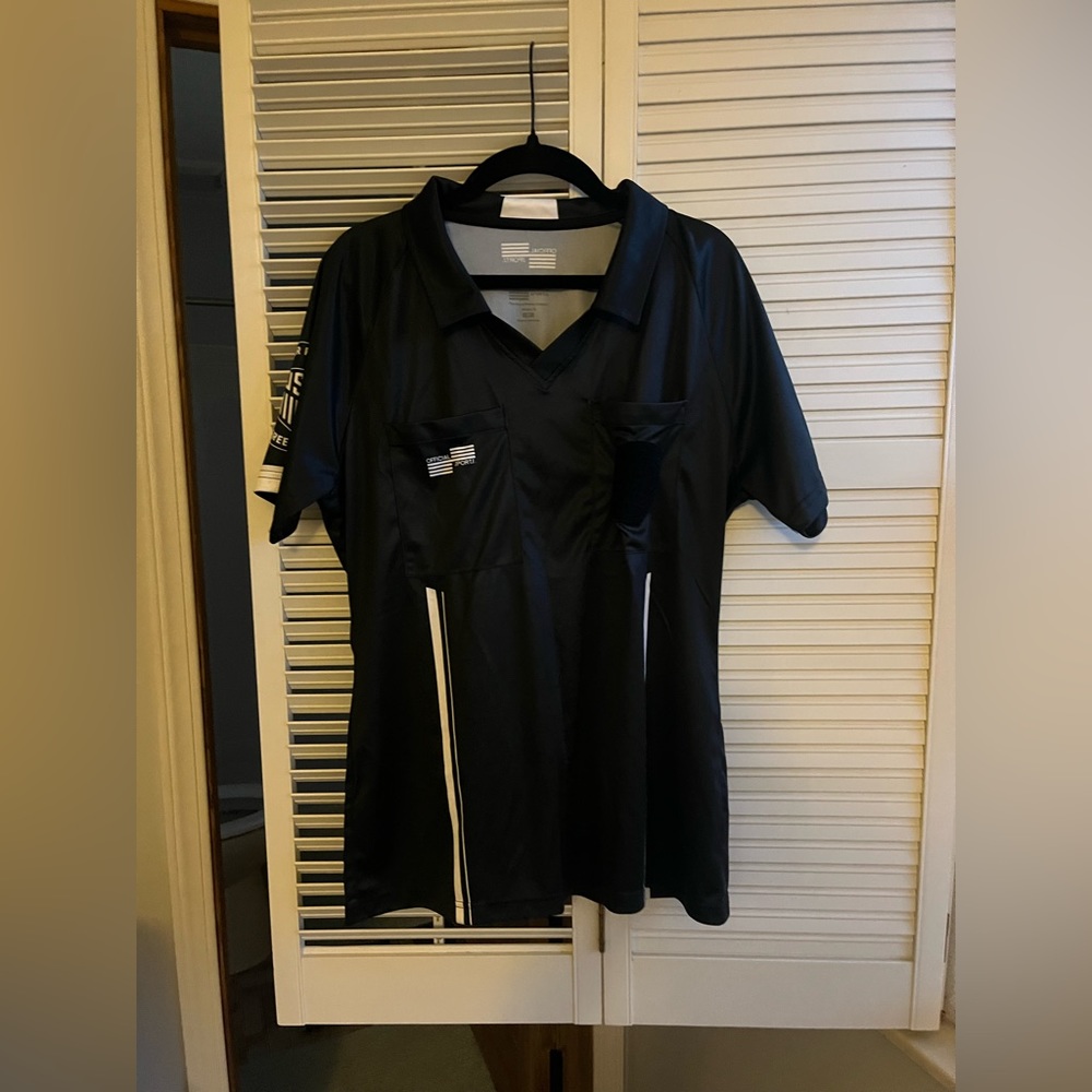 Official Sports Women’s M black soccer referee short sleeve